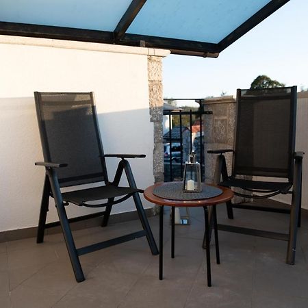 Castle House Rooms, Swimming Pool & Sauna & Tennis Court & Wine Cellar Sežana Exterior foto