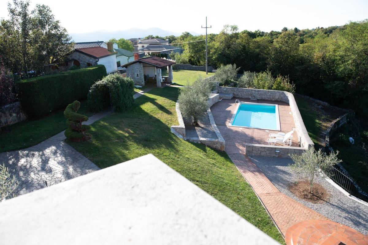 Castle House Rooms, Swimming Pool & Sauna & Tennis Court & Wine Cellar Sežana Exterior foto